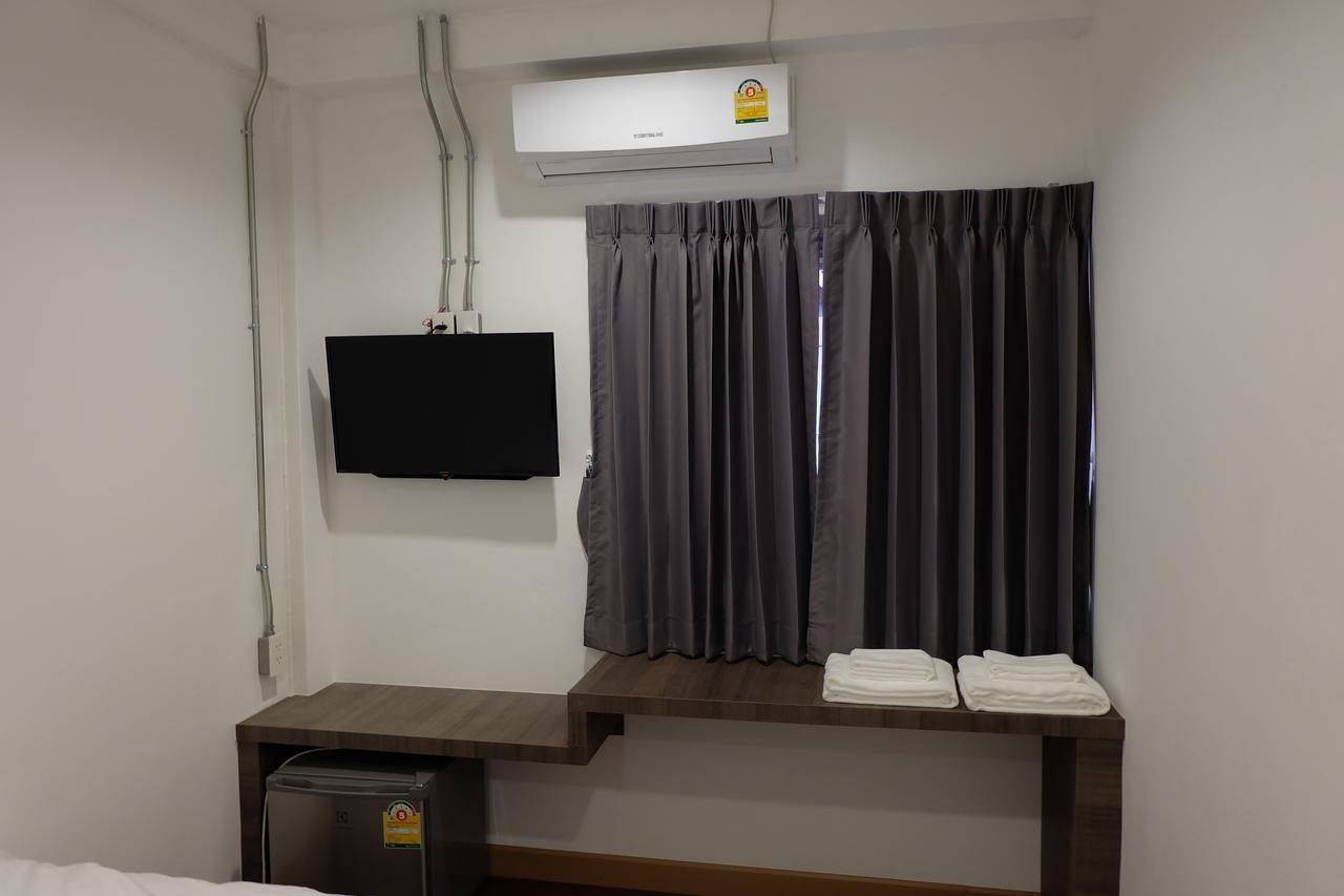 F Plus F Hostel Chiang Mai Dış mekan fotoğraf